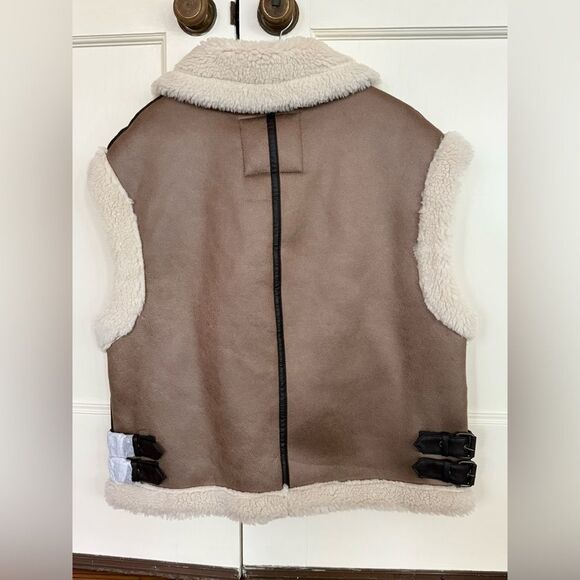 Zara Limited Edition pearlized brown coated double faced vest w buckles - NWOT M - Picture 4 of 15